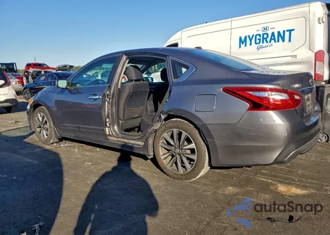 2016 Nissan Altima 2.5 z USA, uszkodzony, nr VIN 1N4AL3AP2GC125640